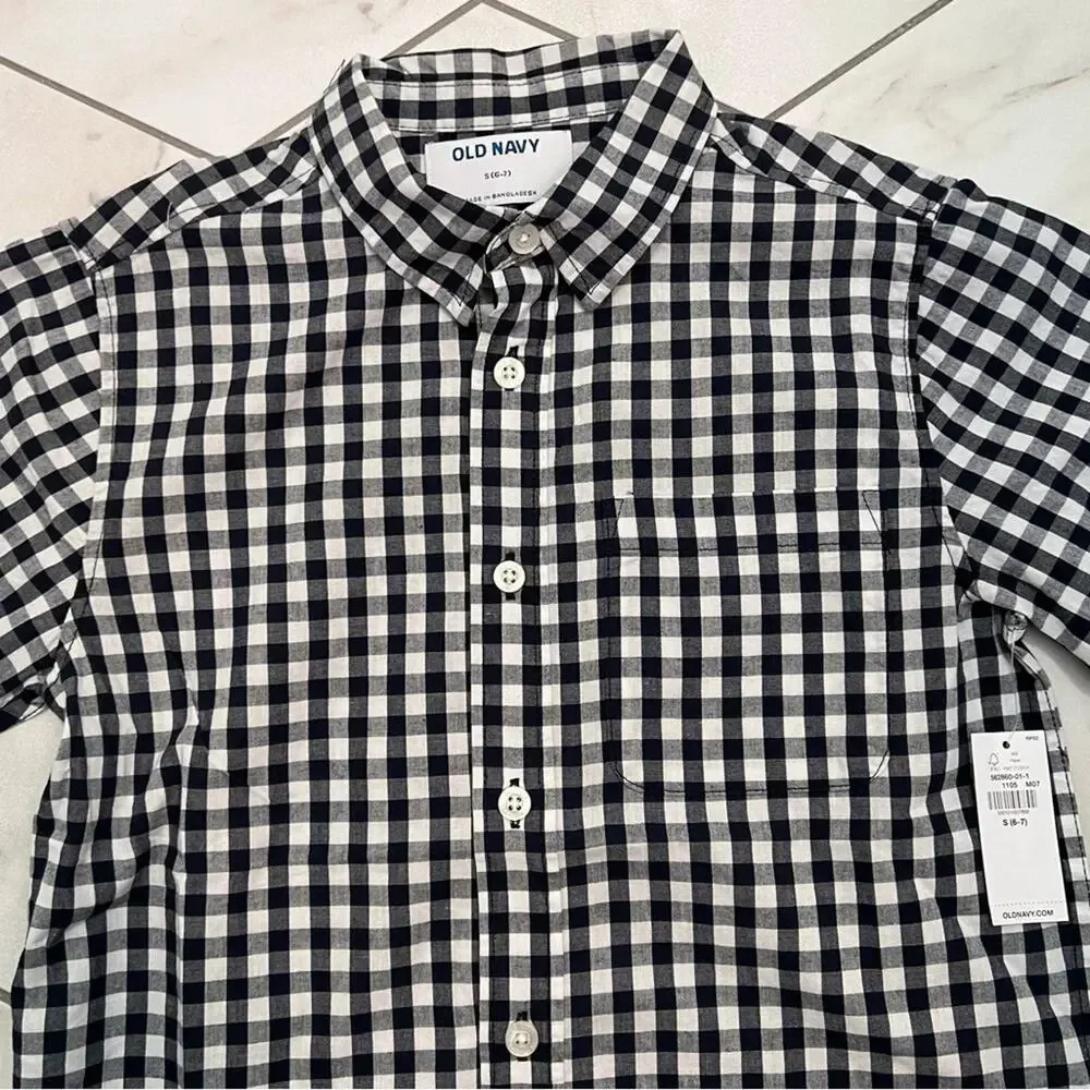 NWT Old Navy Blue Gingham Short Sleeve Button Up Size S 6-7 Boys